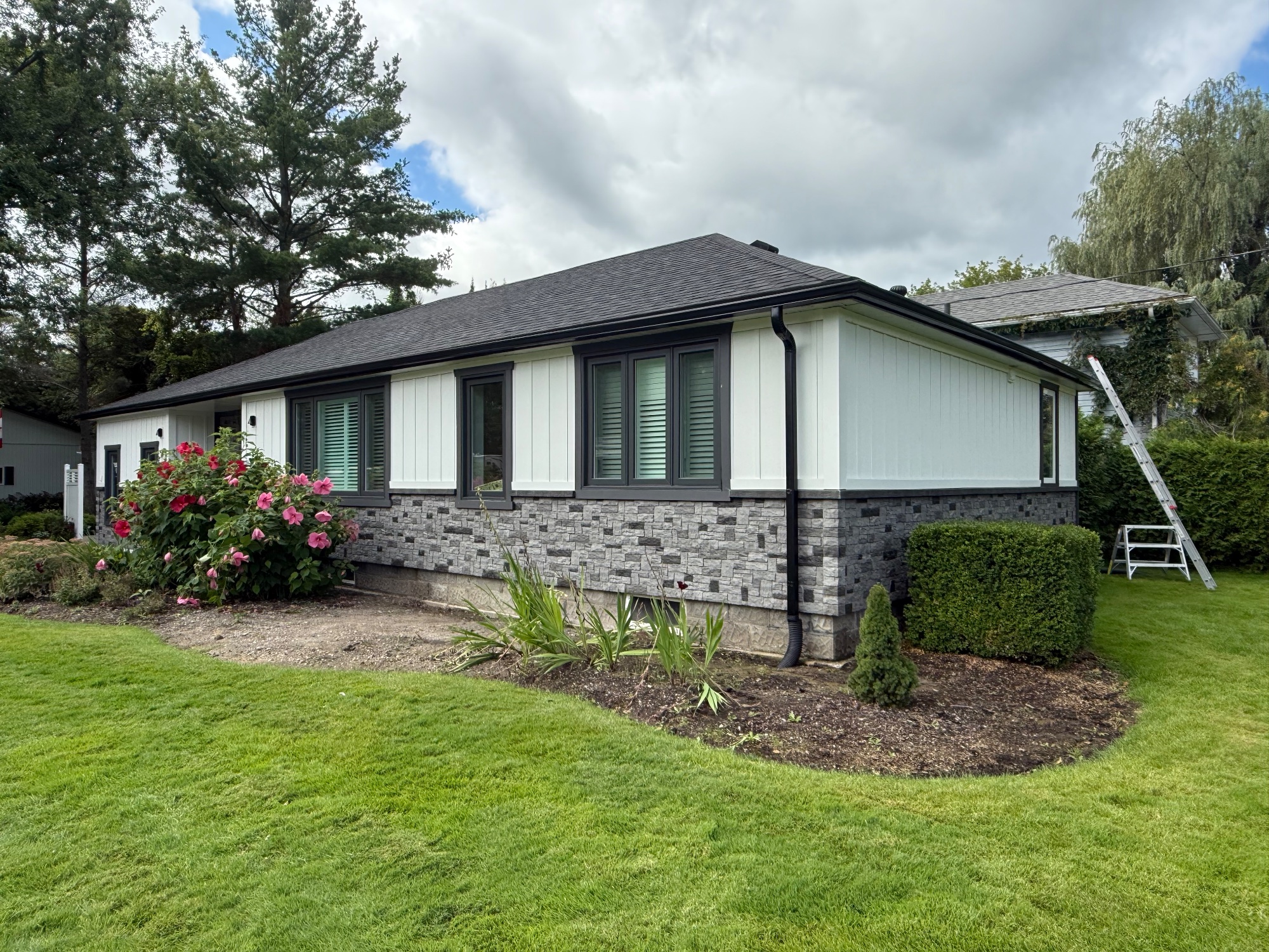 Grozelle Exterior project photo